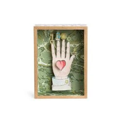 Petite Vitrine à Merveilles | MAIN DES MYSTÈRES