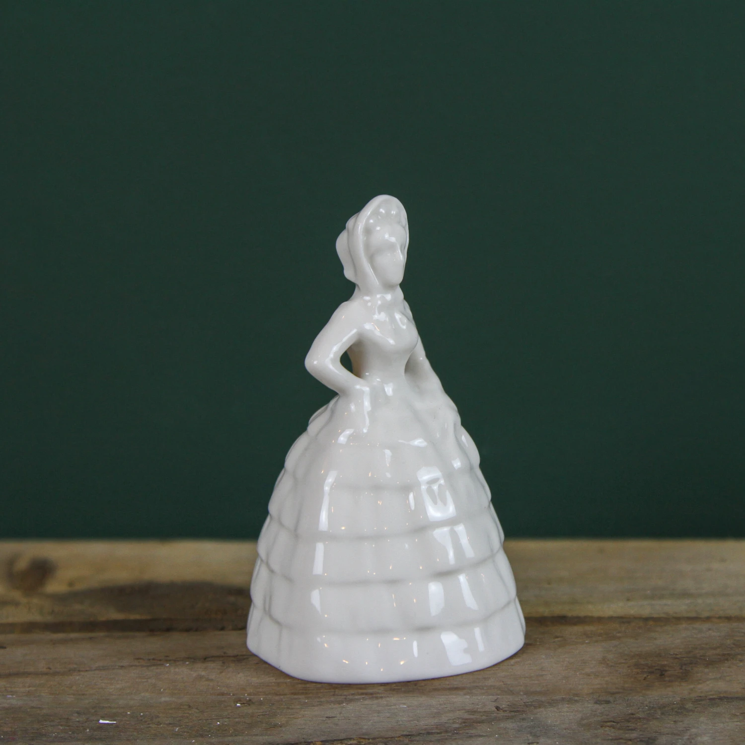 Petite Cloche | SOUS LES JUPES DES DAMES 7 Petite Cloche | SOUS LES JUPES DES DAMES – Image 7