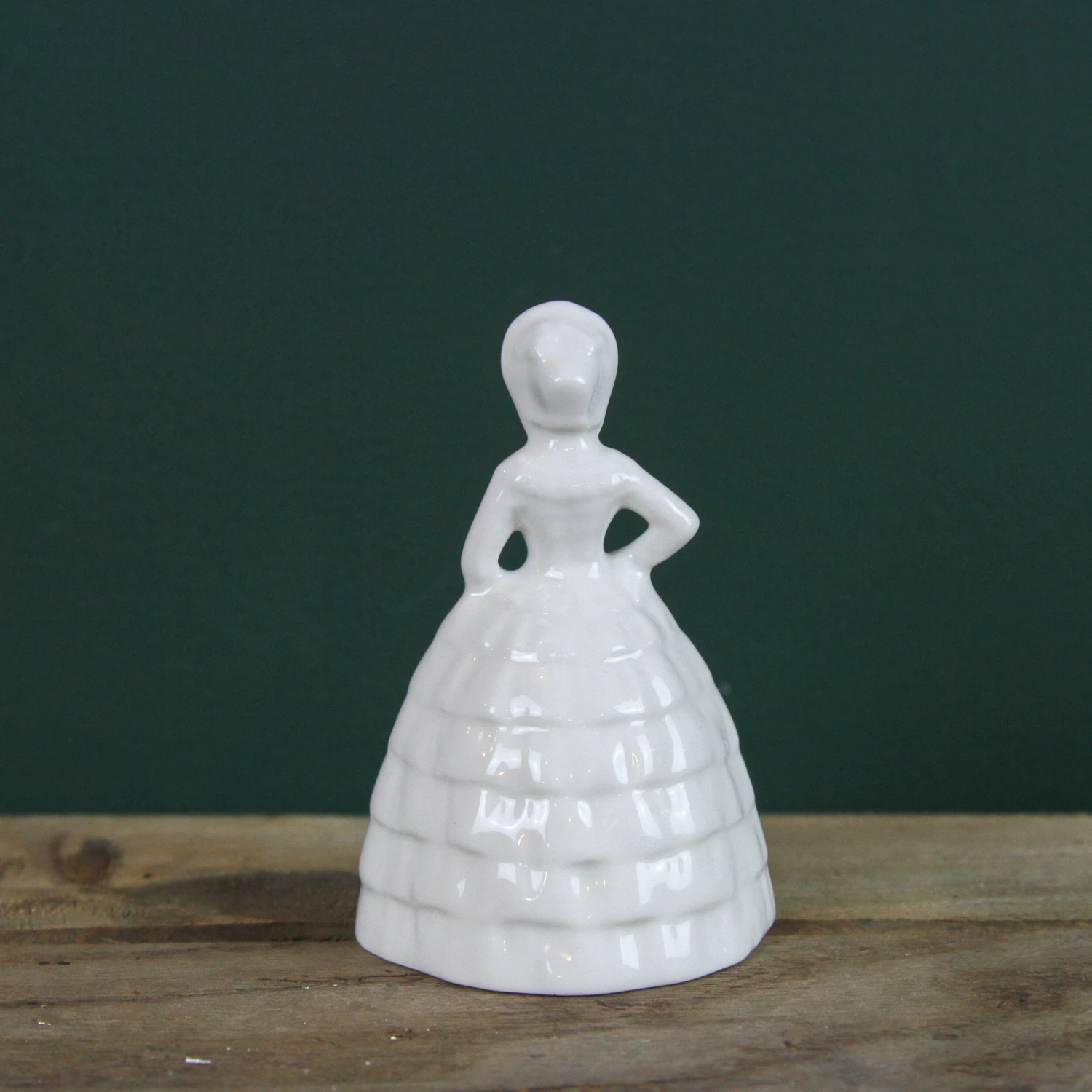 Petite Cloche | SOUS LES JUPES DES DAMES 9 Petite Cloche | SOUS LES JUPES DES DAMES – Image 9