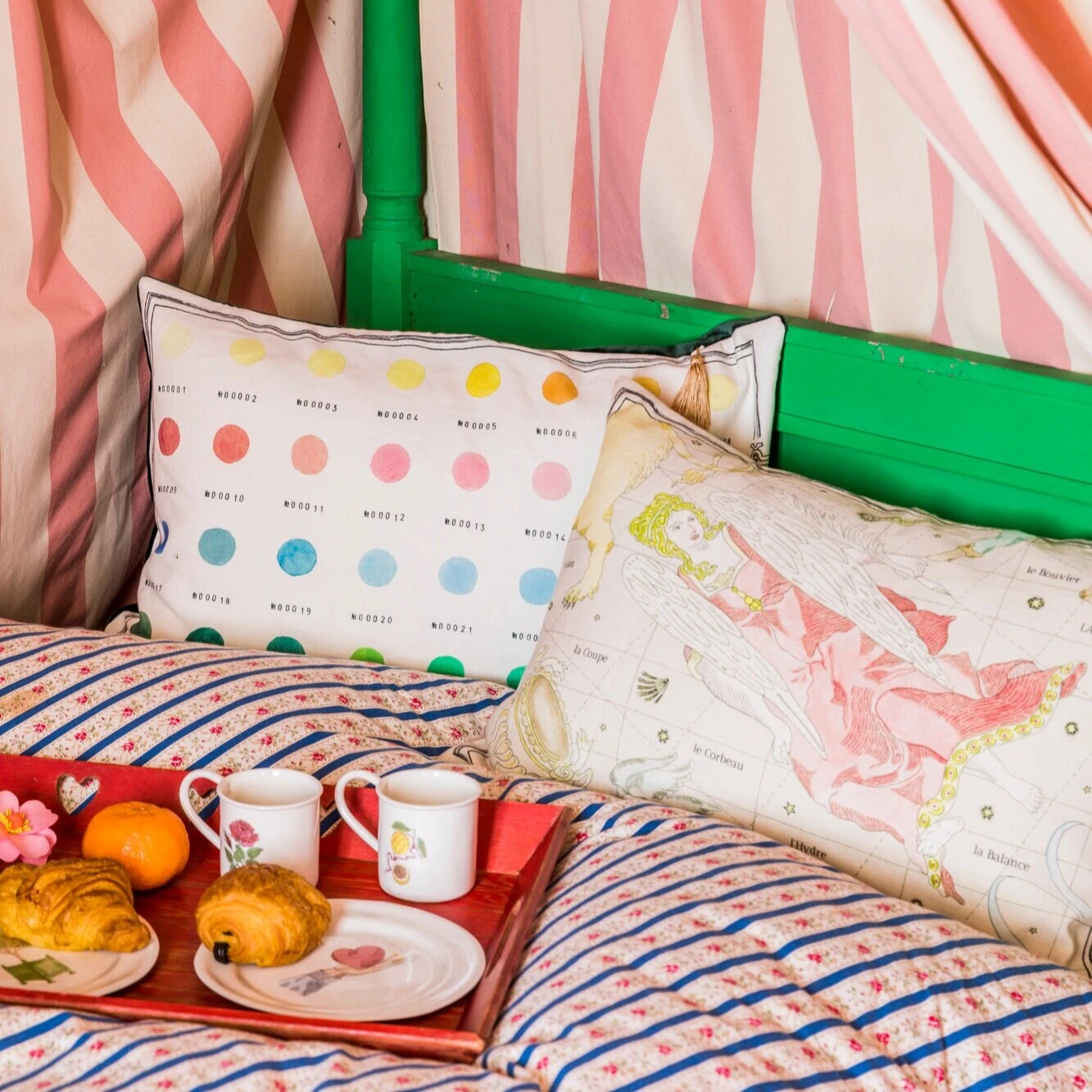 Coussin | CONSTELLATION DE LA VIERGE 2 Coussin | CONSTELLATION DE LA VIERGE – Image 2