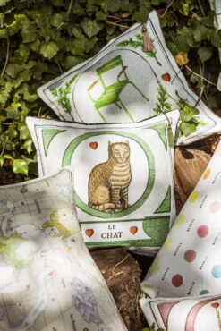 Coussin | LE CHAT -Atelier Élégance Pas Cher Magasin MarinMontagutNormandieC2A9RomainRicard66 1