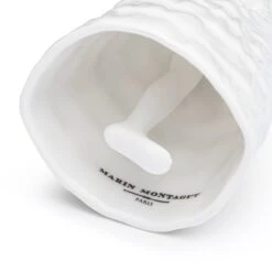 Petite Cloche | SOUS LES JUPES DES DAMES 11 Petite Cloche | SOUS LES JUPES DES DAMES -Atelier Élégance Pas Cher Magasin PETITECLOCHE LOGO