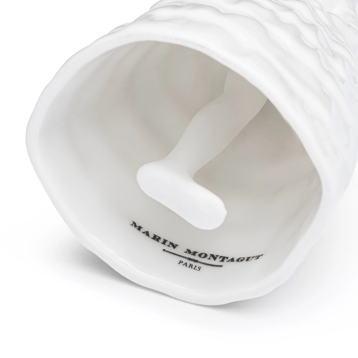 Petite Cloche | SOUS LES JUPES DES DAMES 2 Petite Cloche | SOUS LES JUPES DES DAMES – Image 2