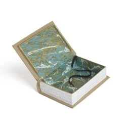 Livre à Secrets | CHÂTEAU AMOUR -Atelier Élégance Pas Cher Magasin SECRET BOOK INTERIOR 1 3