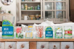 Verre | AMITIE -Atelier Élégance Pas Cher Magasin VerreChaiseCorailMadameAmitieMetro CarafeRueSevres small